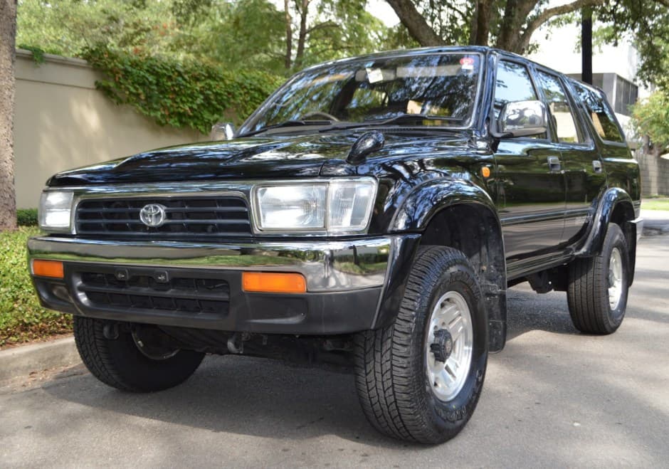 1992 Toyota 4Runner (N120) sold for $13,250
