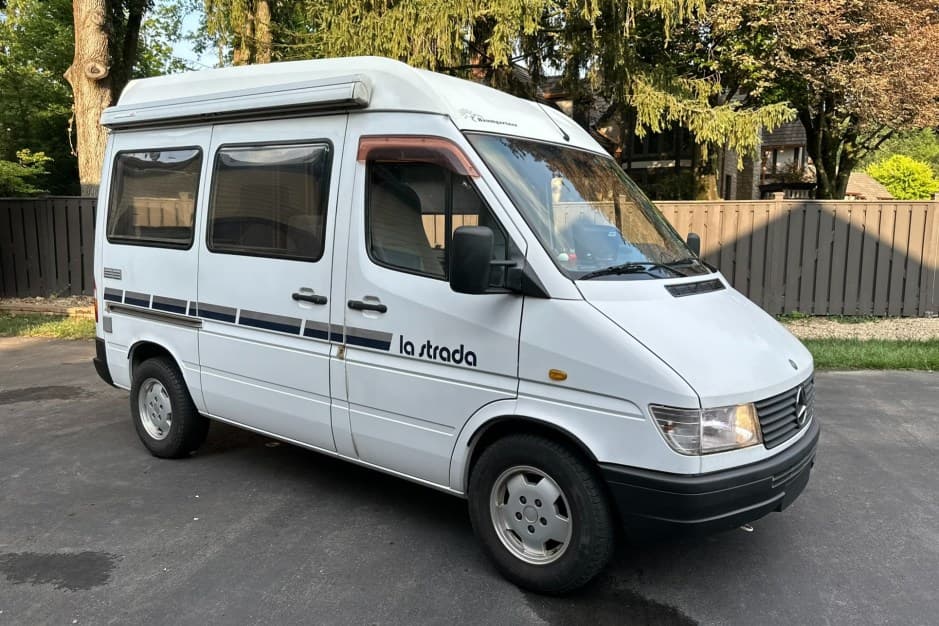 1997 Mercedes-Benz Sprinter sold for $24,000
