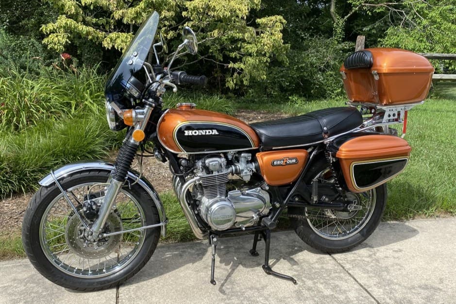 1974 Honda CB500 Four & CB550 sold for $4,100