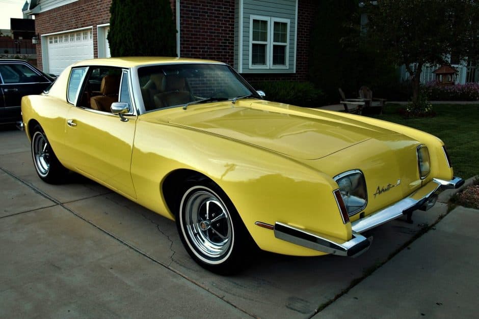 1970 Studebaker Avanti sold for $13,750