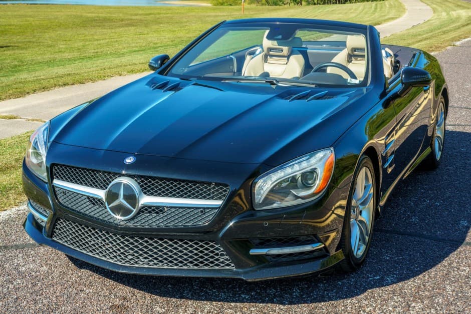 2013 Mercedes-Benz R231 SL sold for $22,250