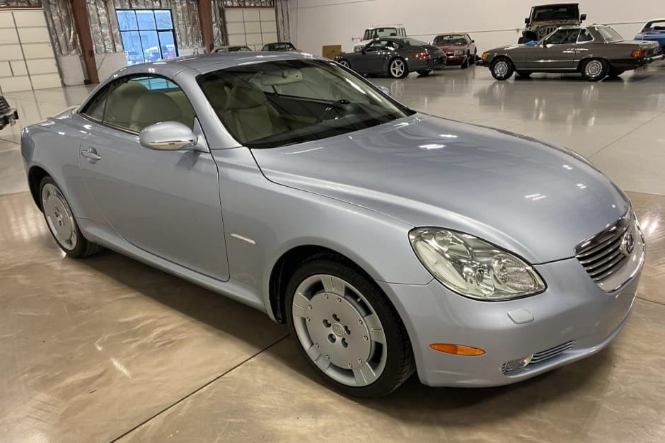 2004 Lexus  sold for $34,750