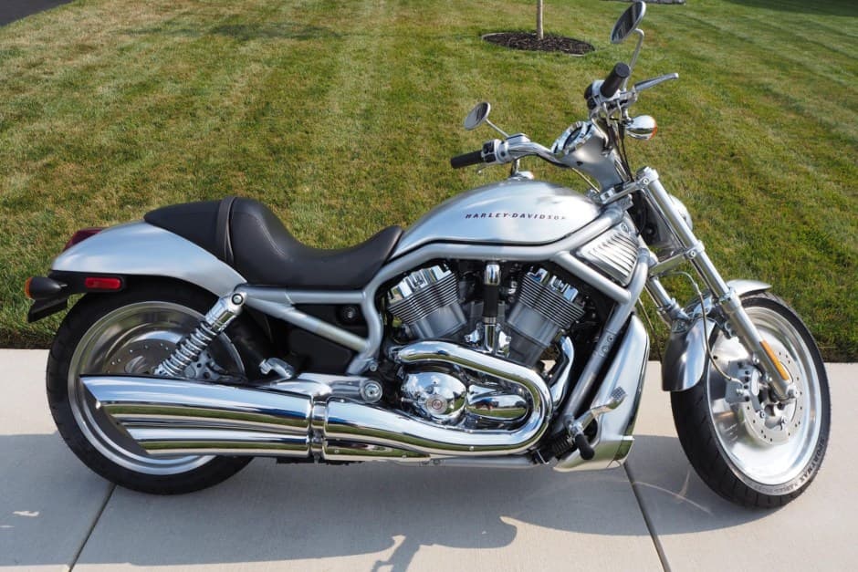 2002 Harley-Davidson V-Rod sold for $7,200