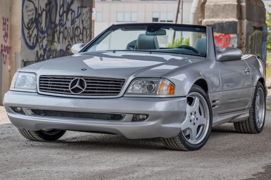 2001 Mercedes-Benz R129 SL sold for $18,000