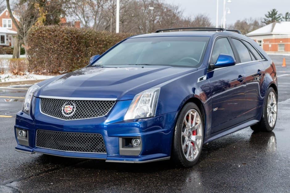2014 Cadillac CTS & CTS-V sold for $108,000