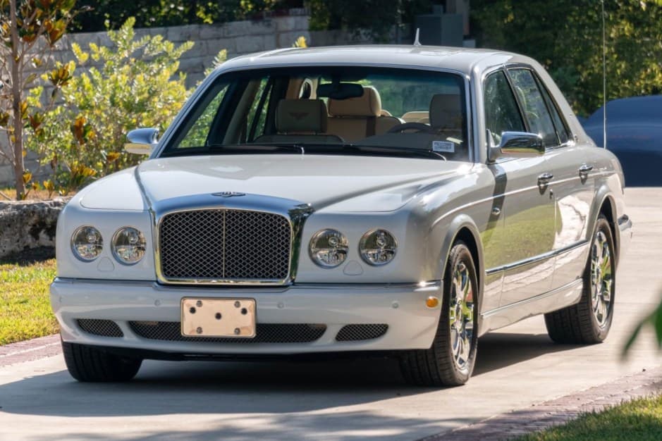 2005 Bentley Arnage sold for $72,500