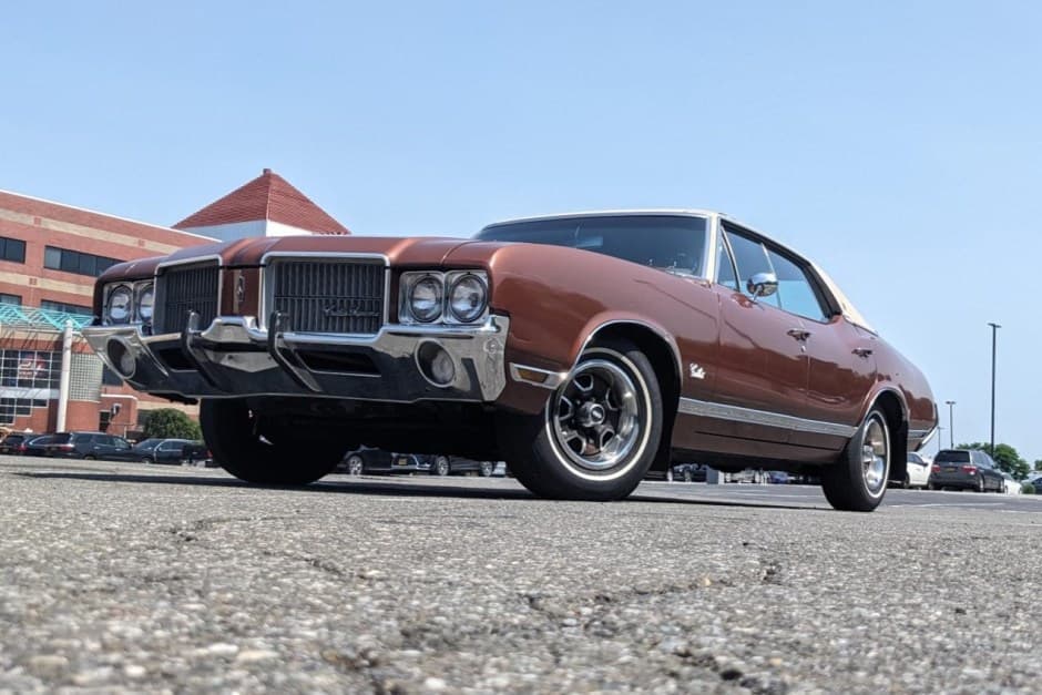 1971 Oldsmobile Cutlass sold for $7,150