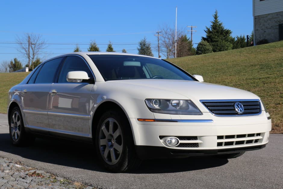 2006 Volkswagen Phaeton sold for $30,638