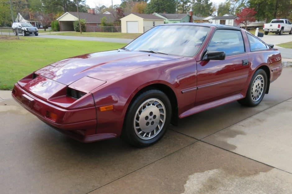 1986 Nissan Z31 300ZX sold for $18,500