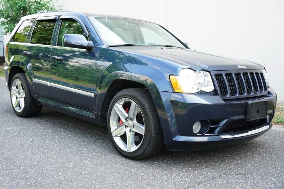 2010 Jeep WK Grand Cherokee sold for $23,500