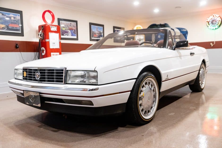 1992 Cadillac Allanté sold for $8,850