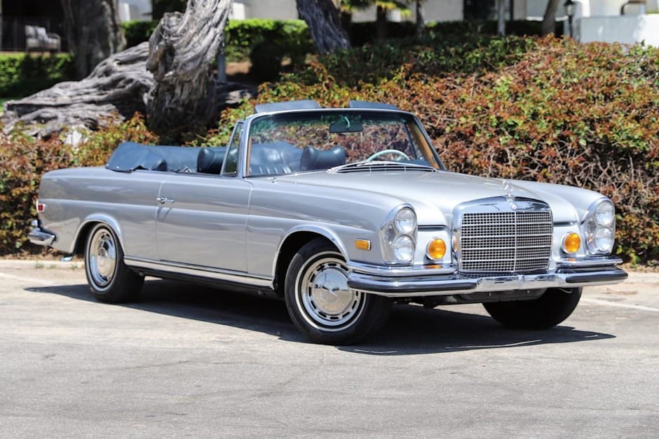 1971 Mercedes-Benz W111 Coupe & Cabriolet sold for $227,000