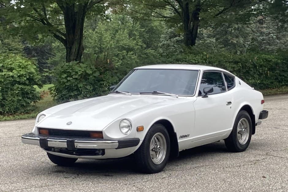 1975 Datsun 280Z sold for $18,500