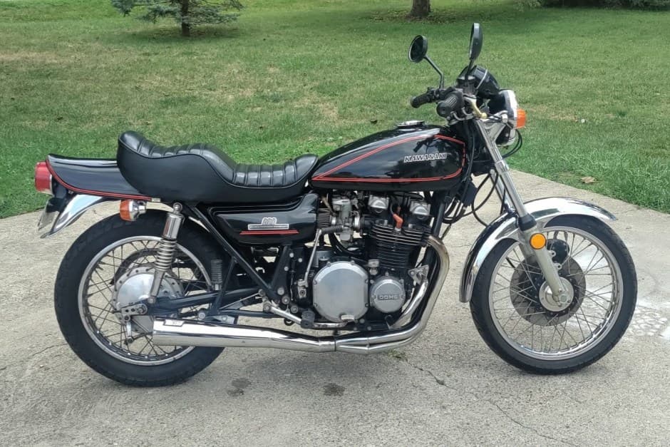 1973 Kawasaki Z1 & Z1-R sold for $5,500