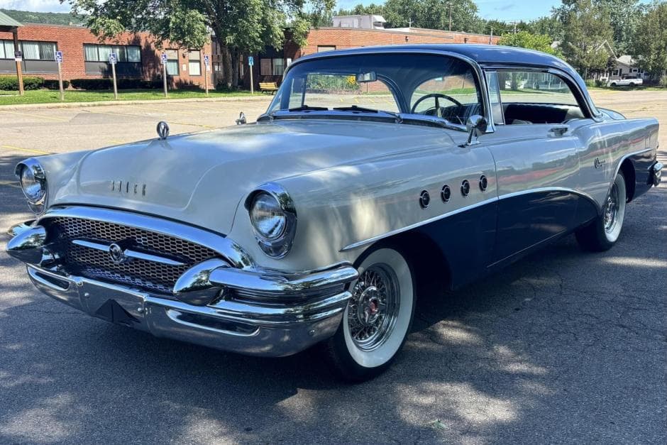 1955 Buick Super sold for $28,500
