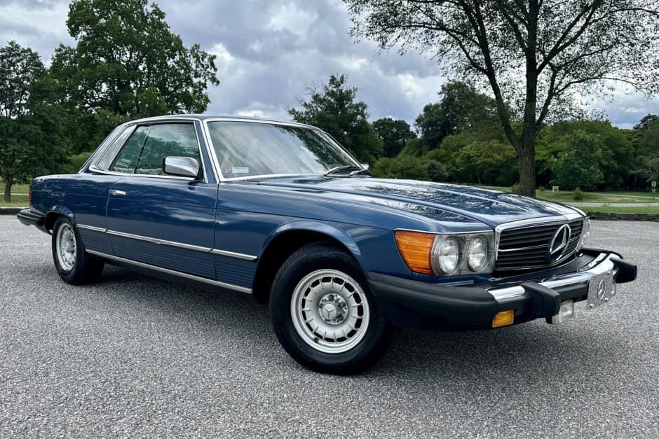 1980 Mercedes-Benz C107 SLC sold for $14,000