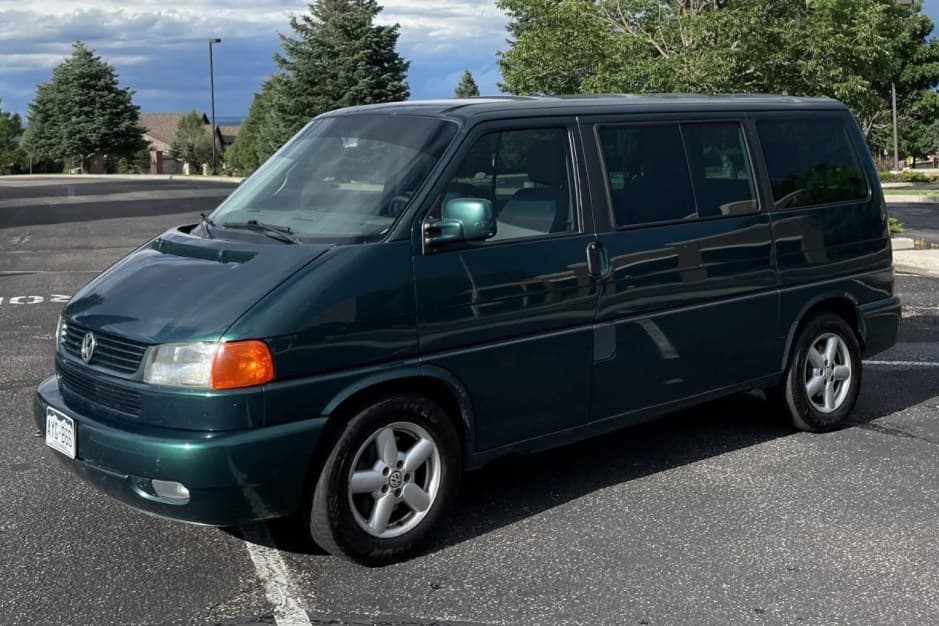 2003 Volkswagen EuroVan sold for $9,200