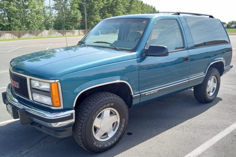 1993 GMC Yukon GMT400 sold for $11,377