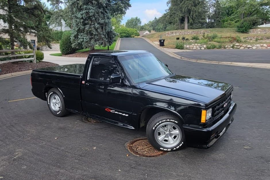 1989 Chevrolet S-10 (1982-1993) sold for $6,800