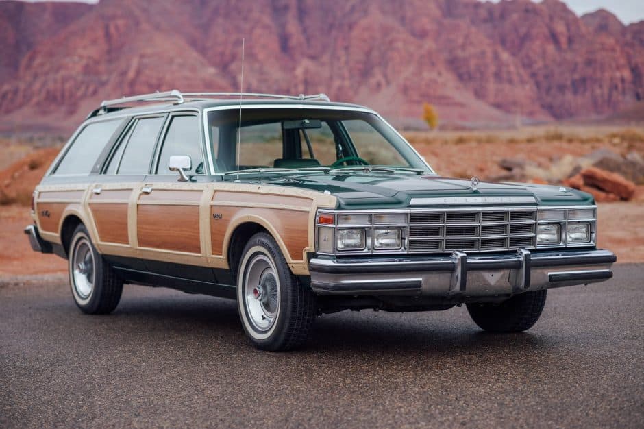 1978 Chrysler LeBaron sold for $17,000