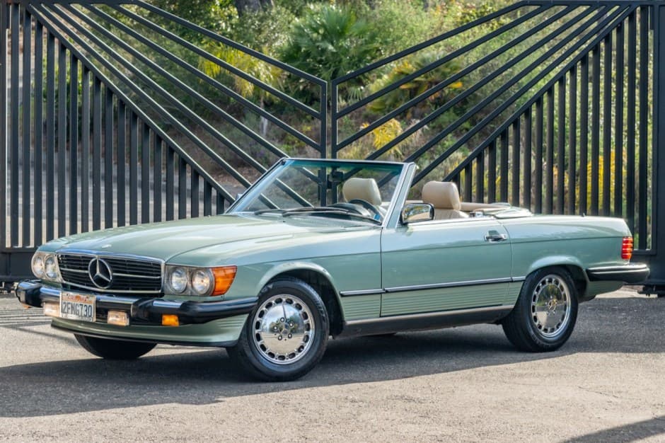 1987 Mercedes-Benz R107 SL sold for $40,250