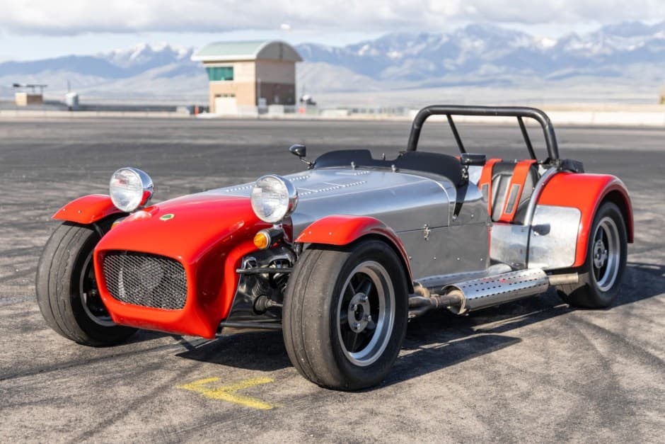 1993 Caterham Seven sold for $27,001