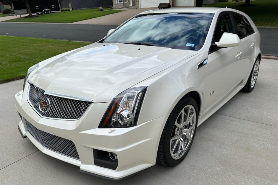 2012 Cadillac CTS & CTS-V sold for $78,000