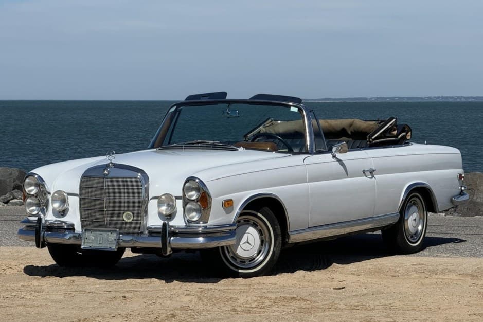 1967 Mercedes-Benz W111 Coupe & Cabriolet sold for $65,000