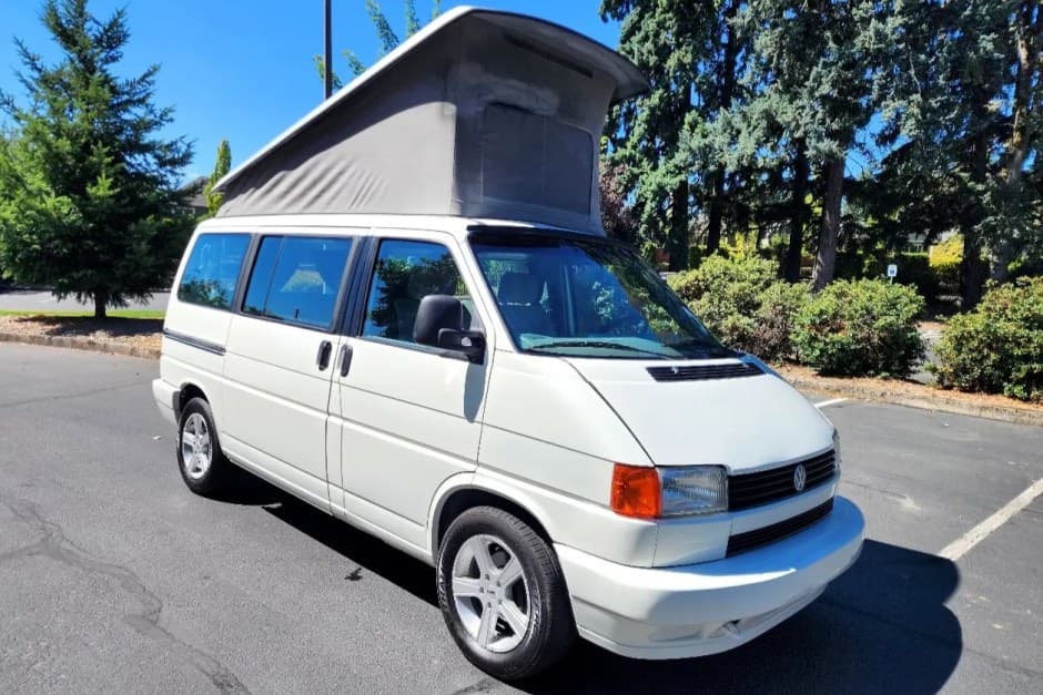 1993 Volkswagen EuroVan sold for $11,250