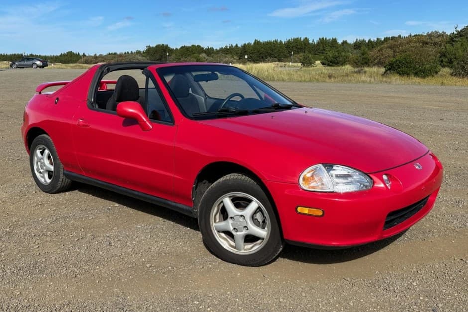1995 Honda Civic Del Sol sold for $13,250
