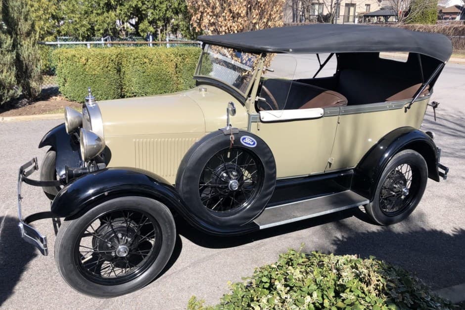 1928 Ford  sold for $13,000