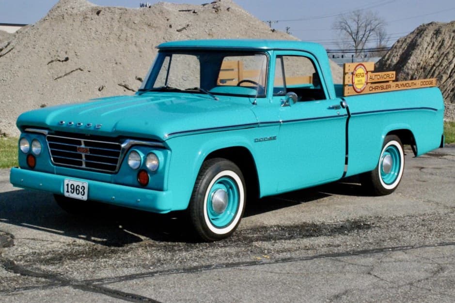 1963 Dodge D-Series (1961-1965) sold for $16,600