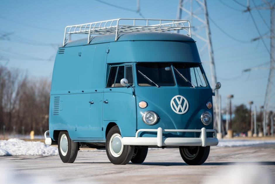 1967 Volkswagen Split-Window Bus sold for $60,000