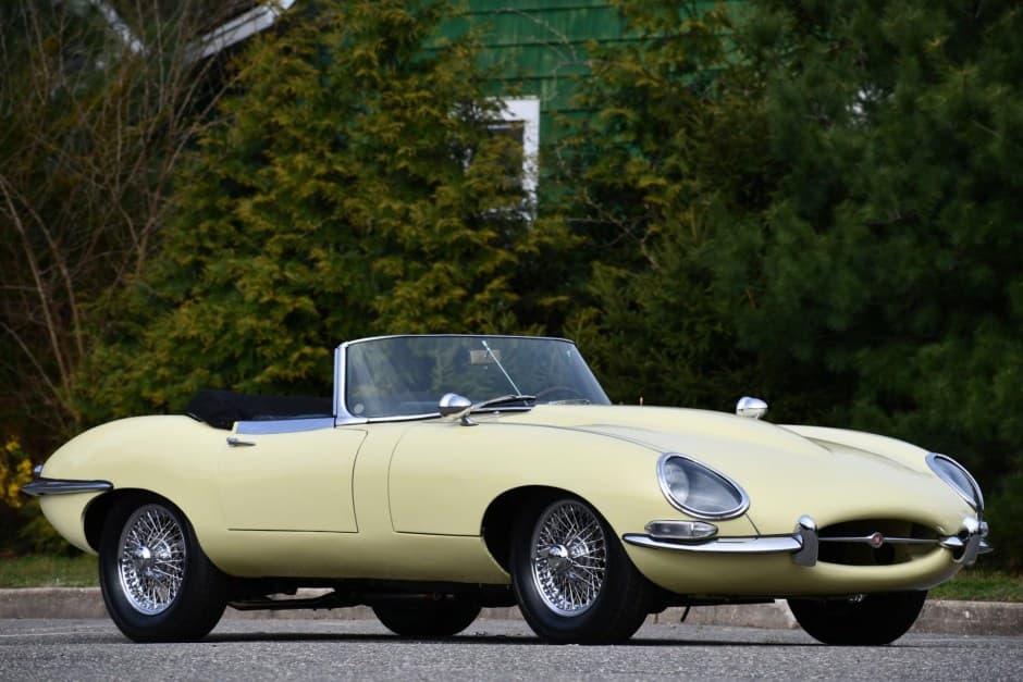 1965 Jaguar XKE Series I sold for $141,911