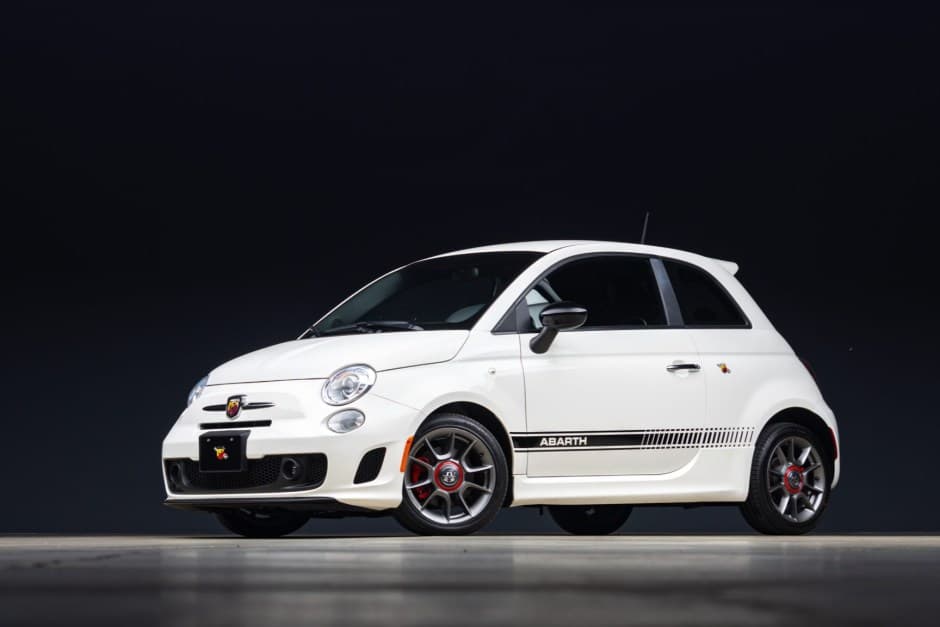 2015 Fiat 500 (2012-2019) sold for $15,000