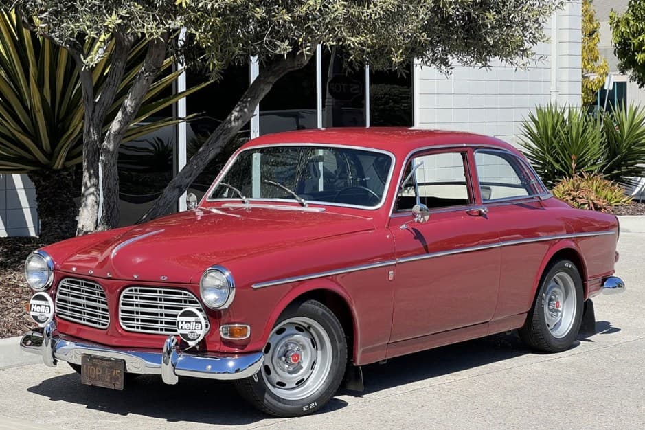 1967 Volvo Amazon sold for $27,750