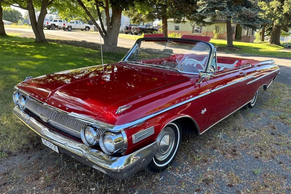 1962 Mercury Monterey sold for $20,250