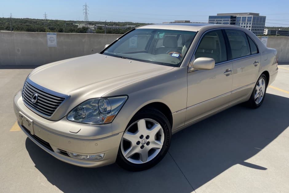2004 Lexus LS Sedan sold for $13,000