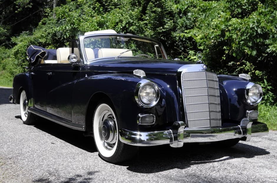 1960 Mercedes-Benz W186 & W189 Adenauer sold for $281,000