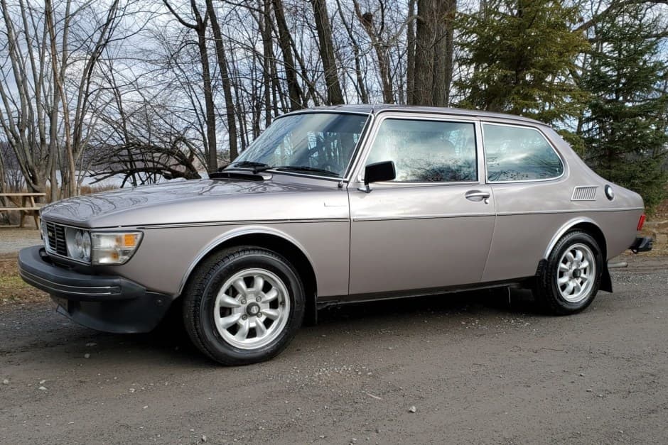 1977 Saab 99 sold for $12,990