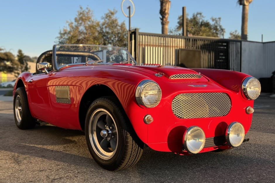 1959 Austin-Healey 100-6 sold for $35,500
