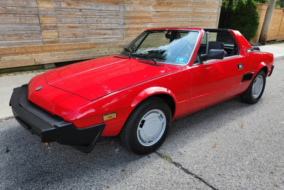 1986 Fiat X1/9 sold for $6,750