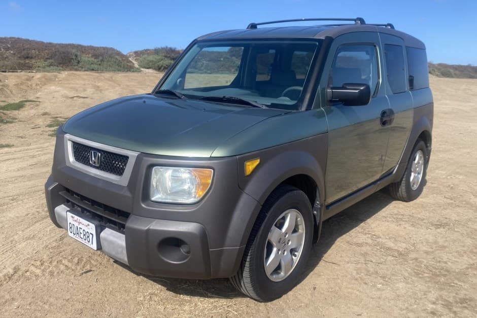 2004 Honda Element sold for $7,800