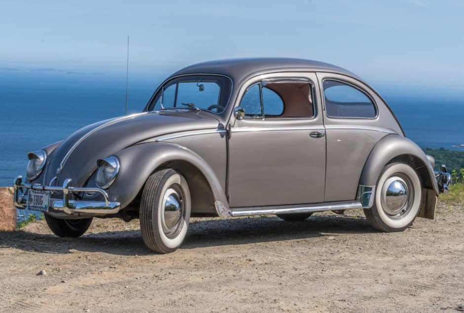 1954 Volkswagen Beetle (Oval Window) sold for $14,500