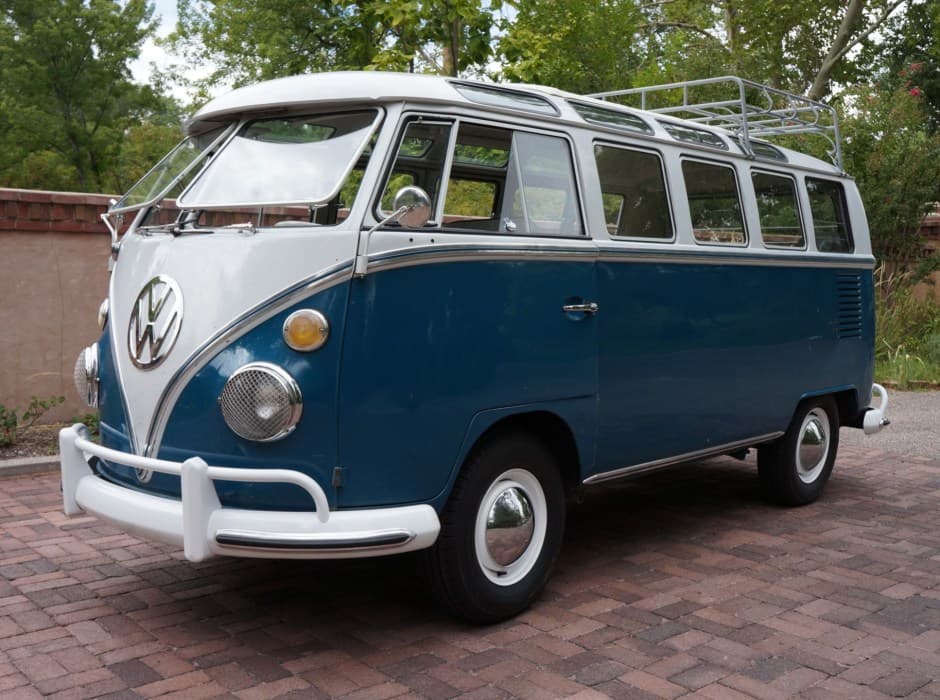 1967 Volkswagen Split-Window Bus sold for $60,000