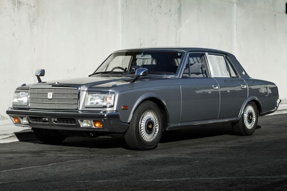 1993 Toyota Century sold for $15,500