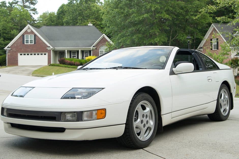 1990 Nissan Z32 300ZX sold for $9,000