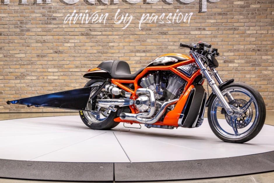 2006 Harley-Davidson V-Rod sold for $18,500