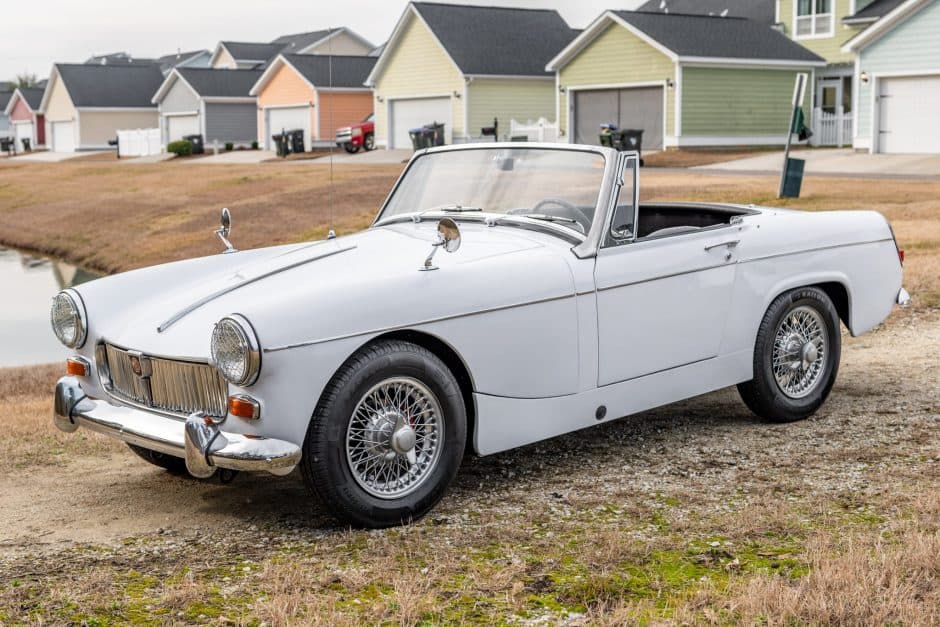 1965 MG Midget sold for $13,500
