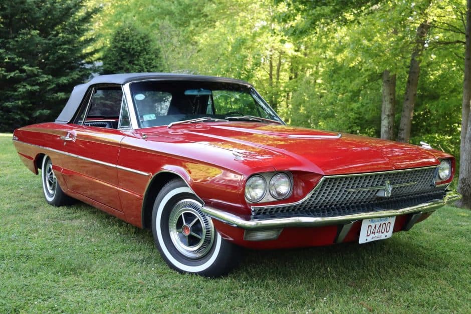 1966 Ford Thunderbird (1964-1966) sold for $16,027